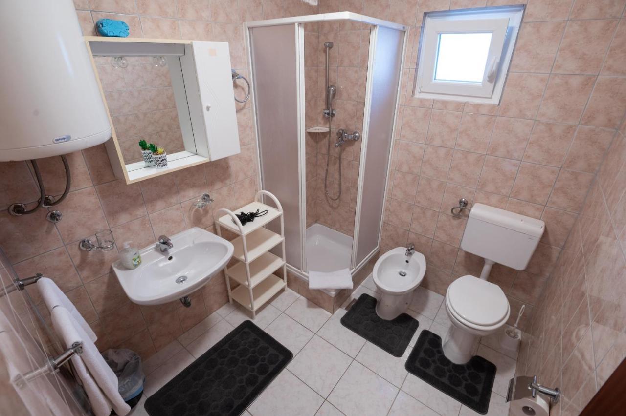 Marina'S Apartments Ražanac Zewnętrze zdjęcie