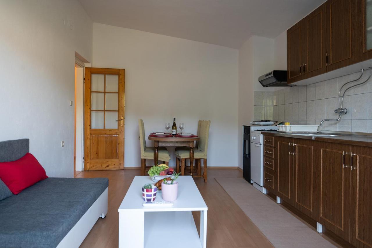 Marina'S Apartments Ražanac Zewnętrze zdjęcie