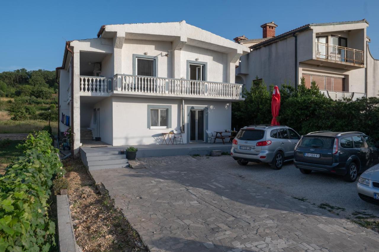 Marina'S Apartments Ražanac Zewnętrze zdjęcie