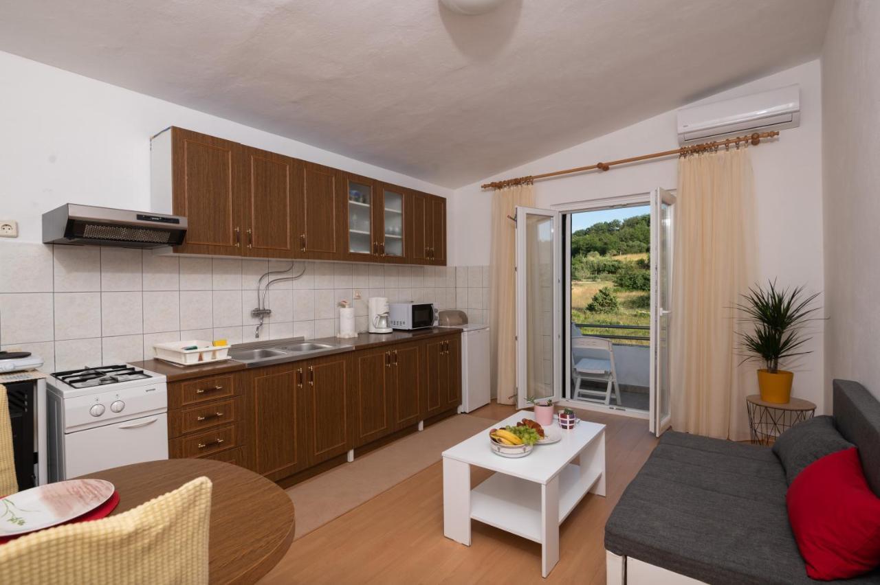 Marina'S Apartments Ražanac Zewnętrze zdjęcie