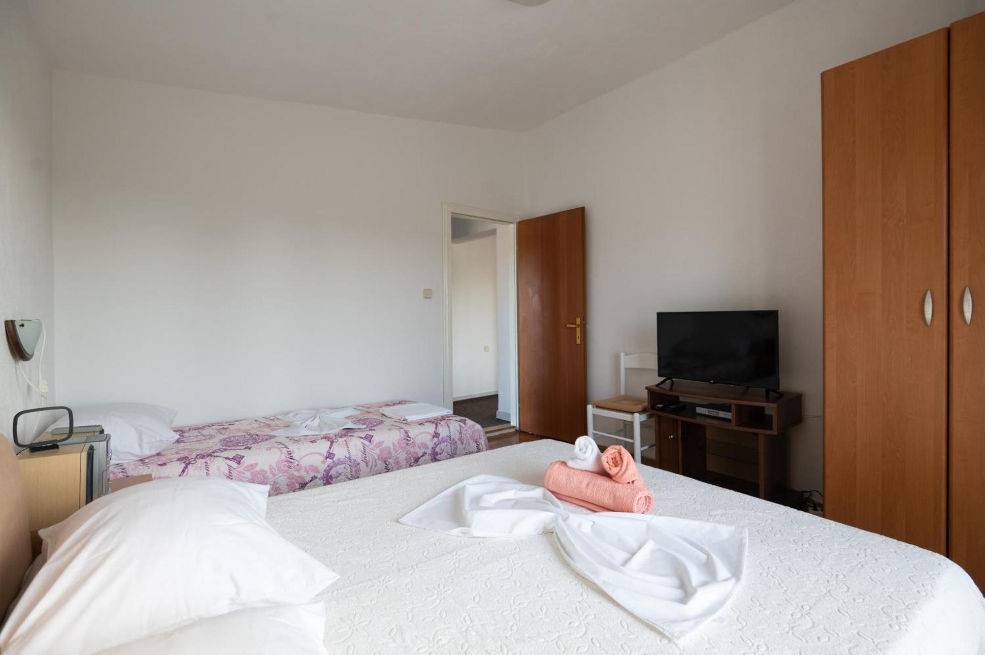 Marina'S Apartments Ražanac Pokój zdjęcie